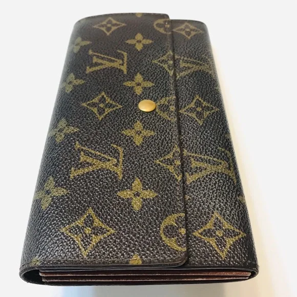 🔥LOUIS VUITTON Vintage Monogram Sarah Wallet🔥 - Picture 6 of 16